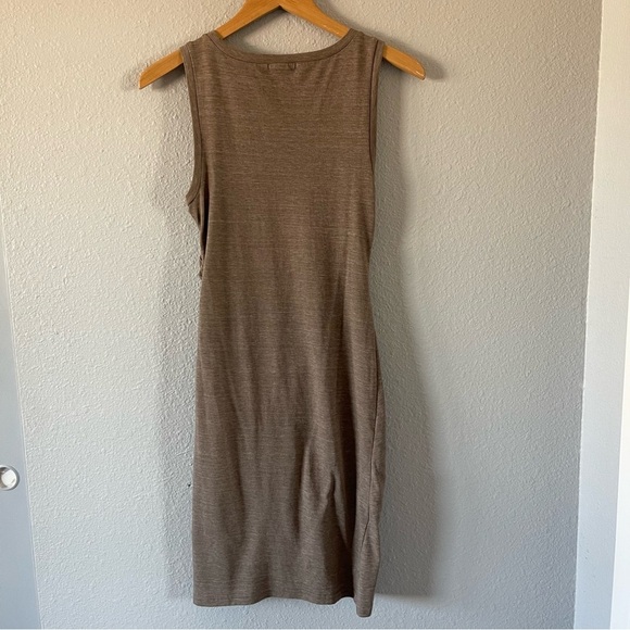 Leith Beige Sleeveless Bodycon Dress Ruched Tulip Hem Casual Everyday Size Small - Picture 6 of 8